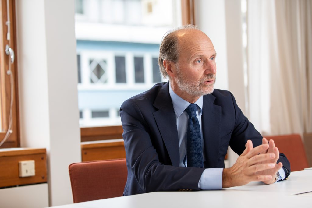 Skarp kritik mot Tillväxtverkets hemställan om kortidsstöd